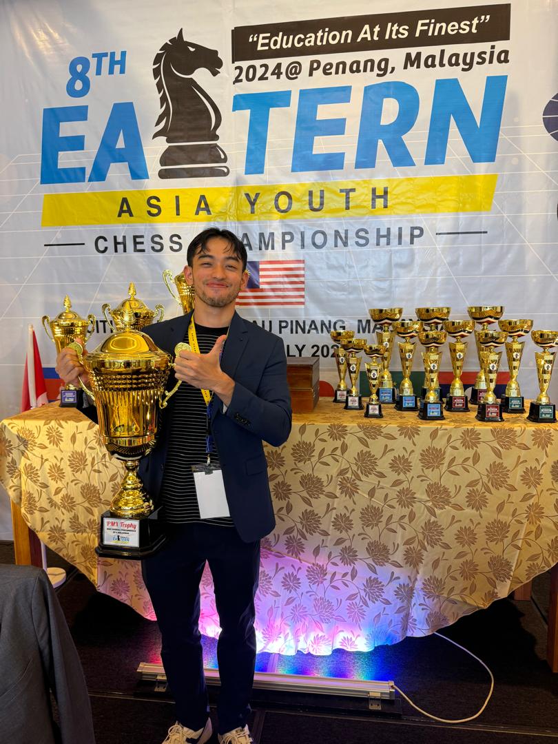 Series Chess Set Golden Rosewood & Boxwood 123